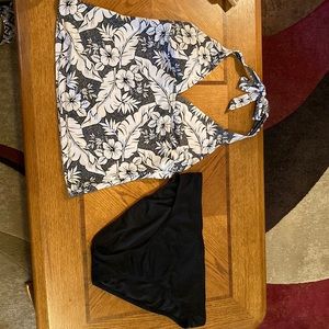 Black and white floral two piece swimsuit